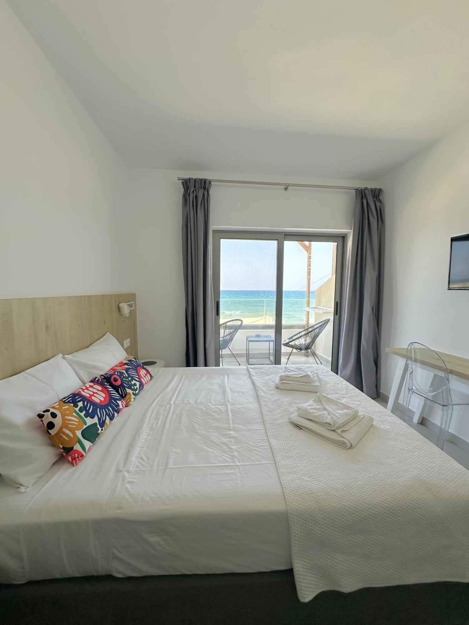 Anfi Suites Gouves Room photo